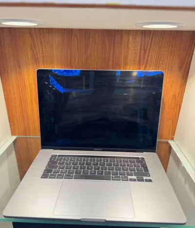 APPLE MACBOOK PRO 2019