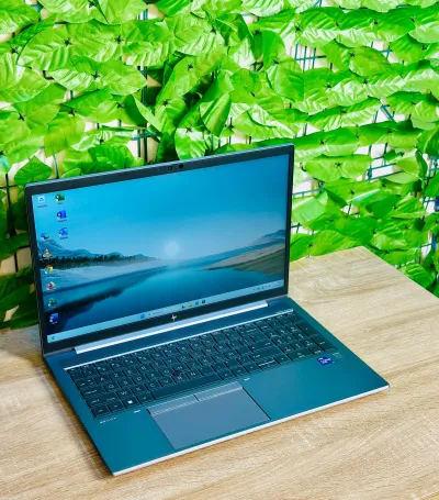 HP ZBOOK FIREFLY G8 15