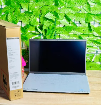 DELL 15 DC15250